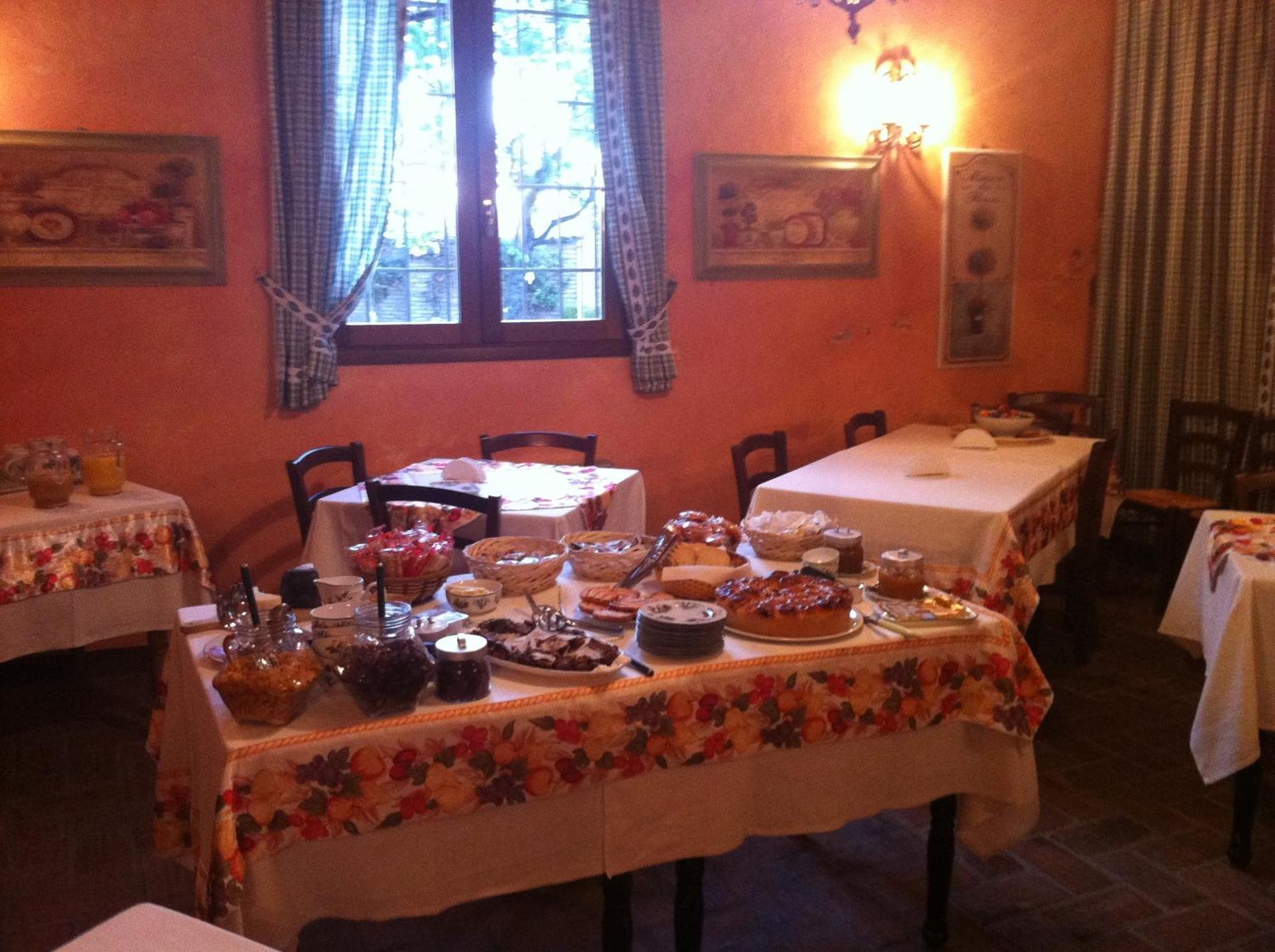 Agriturismo La Cascinetta ปิเอเวดิเชนโต ภายนอก รูปภาพ