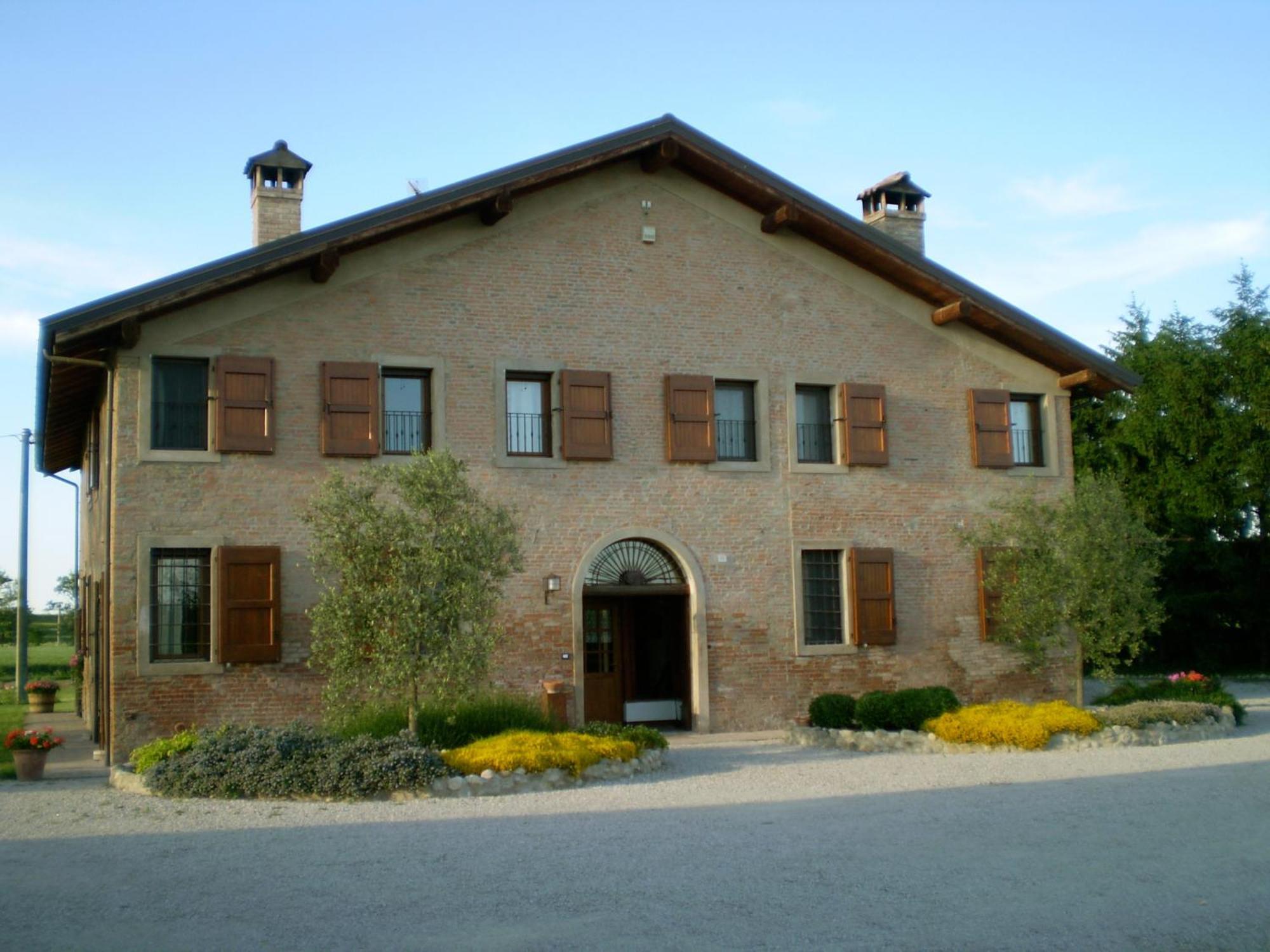 Agriturismo La Cascinetta ปิเอเวดิเชนโต ภายนอก รูปภาพ