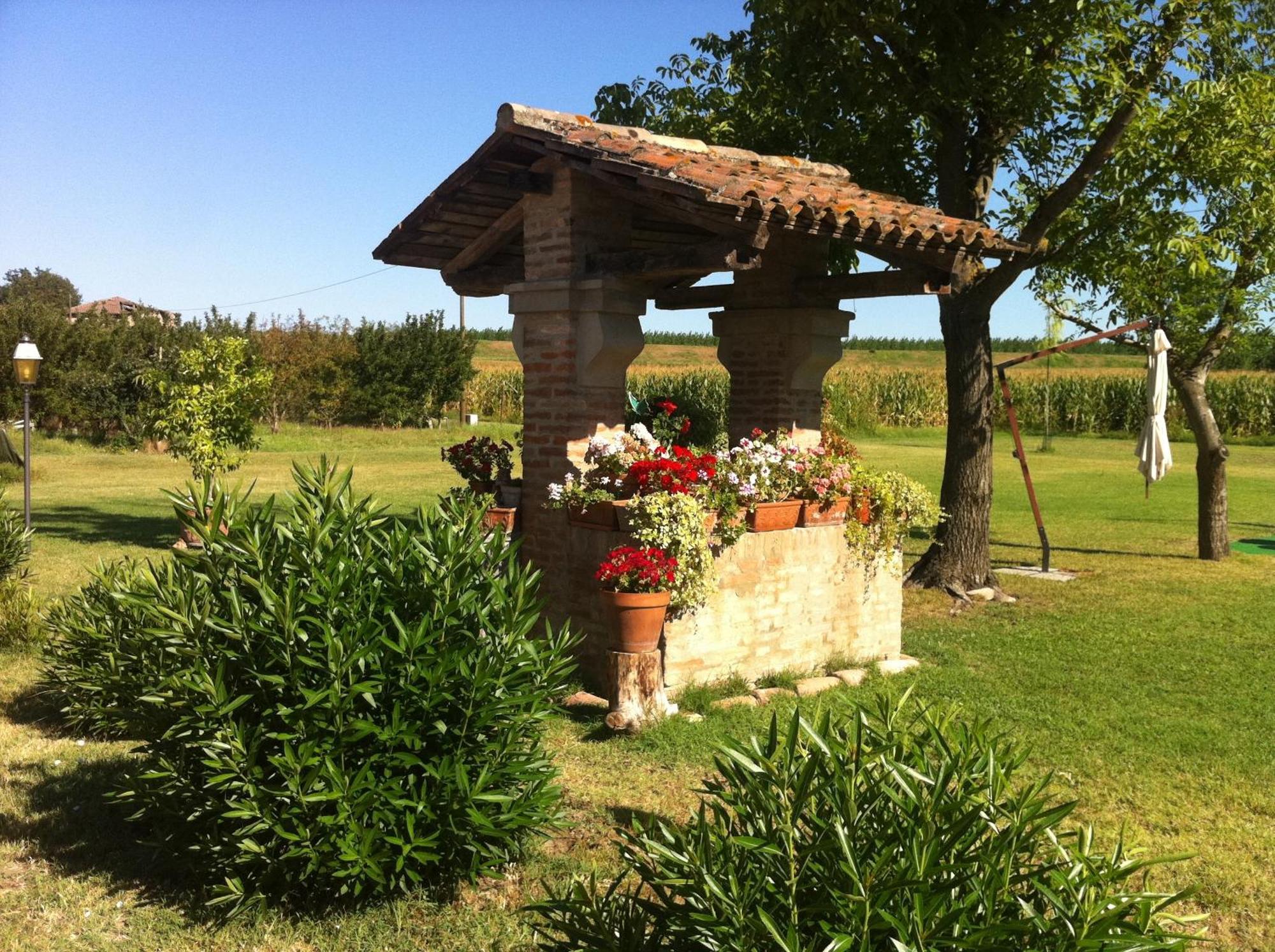 Agriturismo La Cascinetta ปิเอเวดิเชนโต ภายนอก รูปภาพ