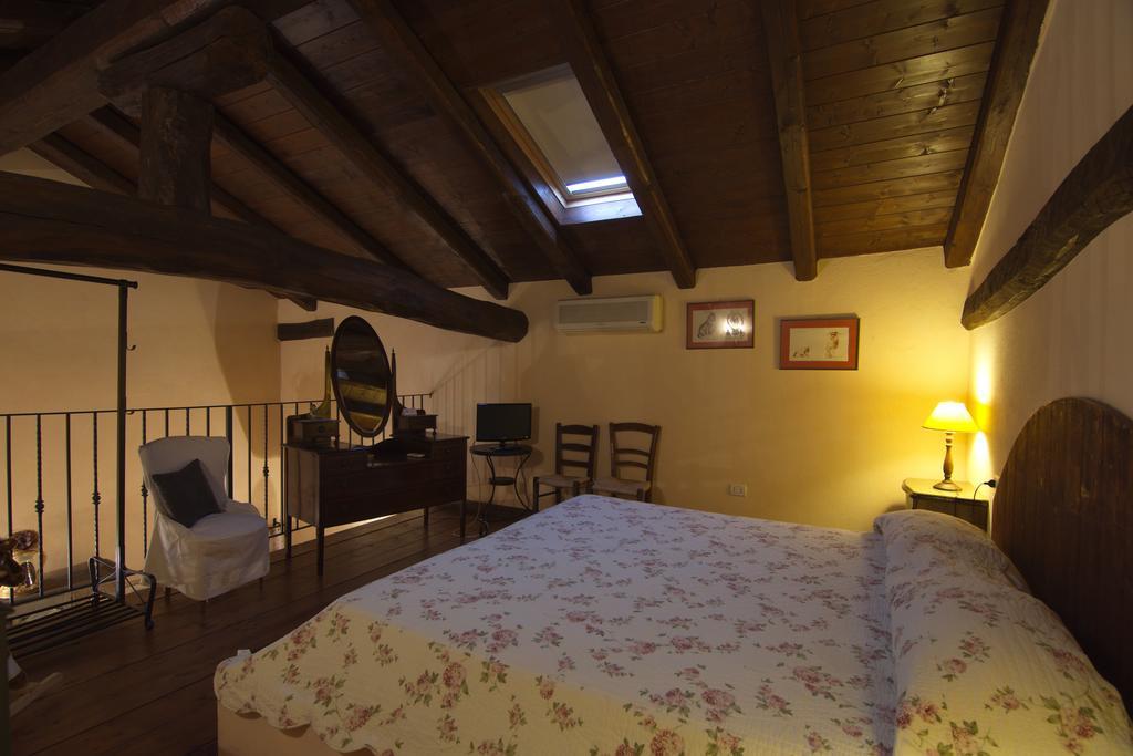 Agriturismo La Cascinetta ปิเอเวดิเชนโต ภายนอก รูปภาพ