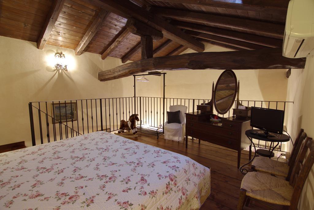 Agriturismo La Cascinetta ปิเอเวดิเชนโต ภายนอก รูปภาพ
