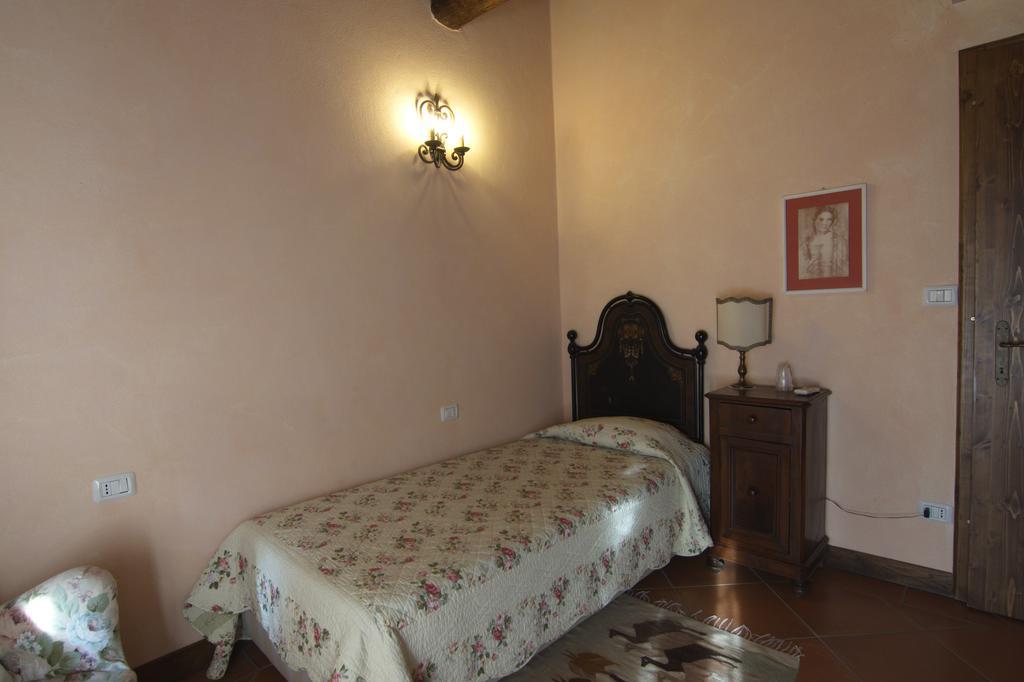 Agriturismo La Cascinetta ปิเอเวดิเชนโต ภายนอก รูปภาพ
