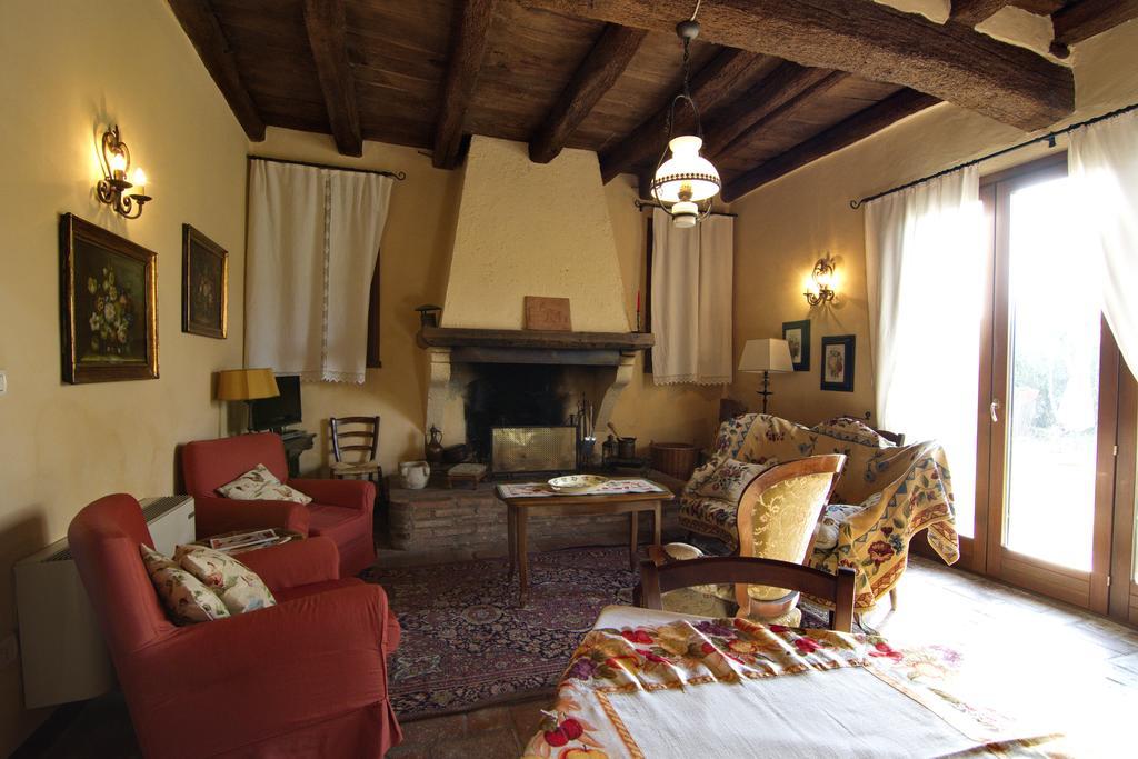 Agriturismo La Cascinetta ปิเอเวดิเชนโต ภายนอก รูปภาพ