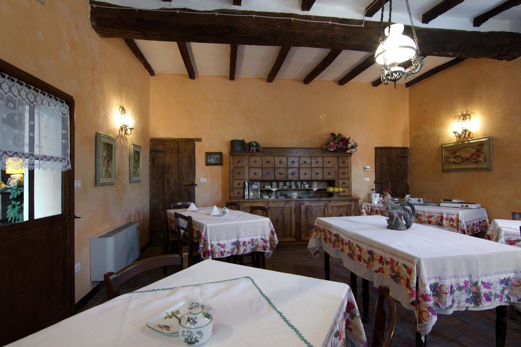 Agriturismo La Cascinetta ปิเอเวดิเชนโต ภายนอก รูปภาพ