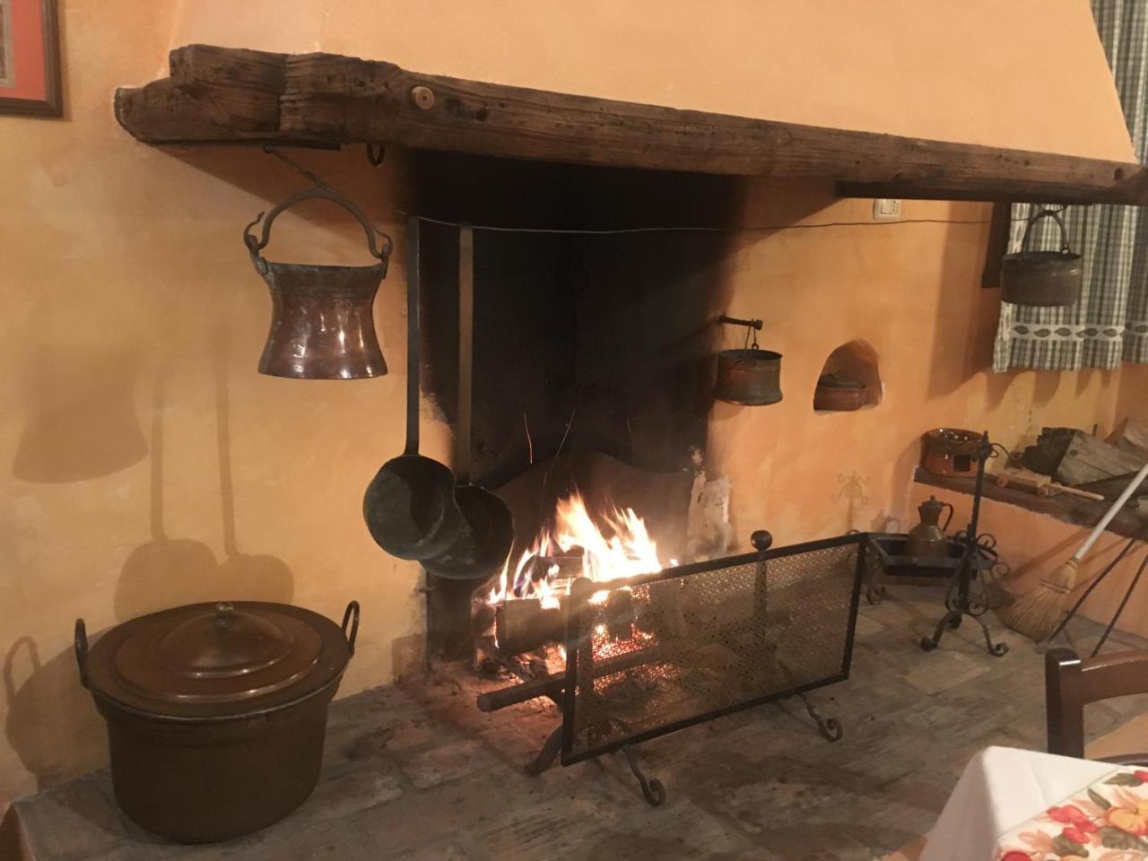Agriturismo La Cascinetta ปิเอเวดิเชนโต ภายนอก รูปภาพ