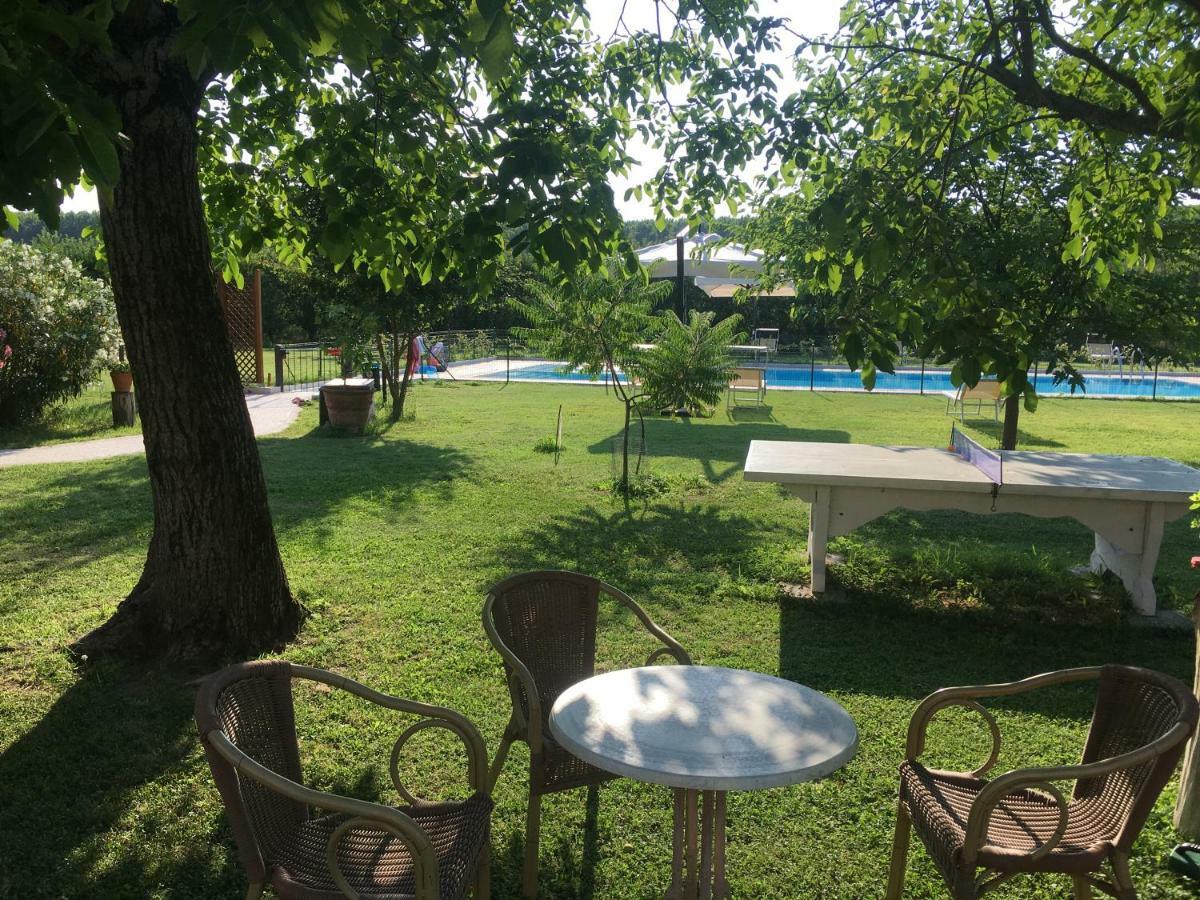 Agriturismo La Cascinetta ปิเอเวดิเชนโต ภายนอก รูปภาพ