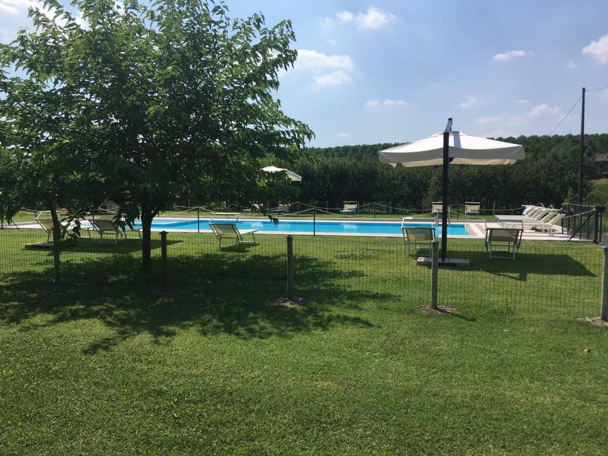 Agriturismo La Cascinetta ปิเอเวดิเชนโต ภายนอก รูปภาพ